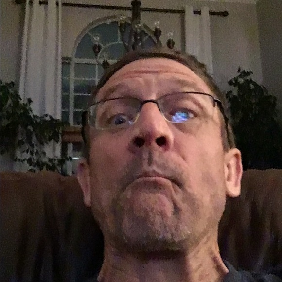 Meet your Posher, Kenneth - Picture 1 of 1